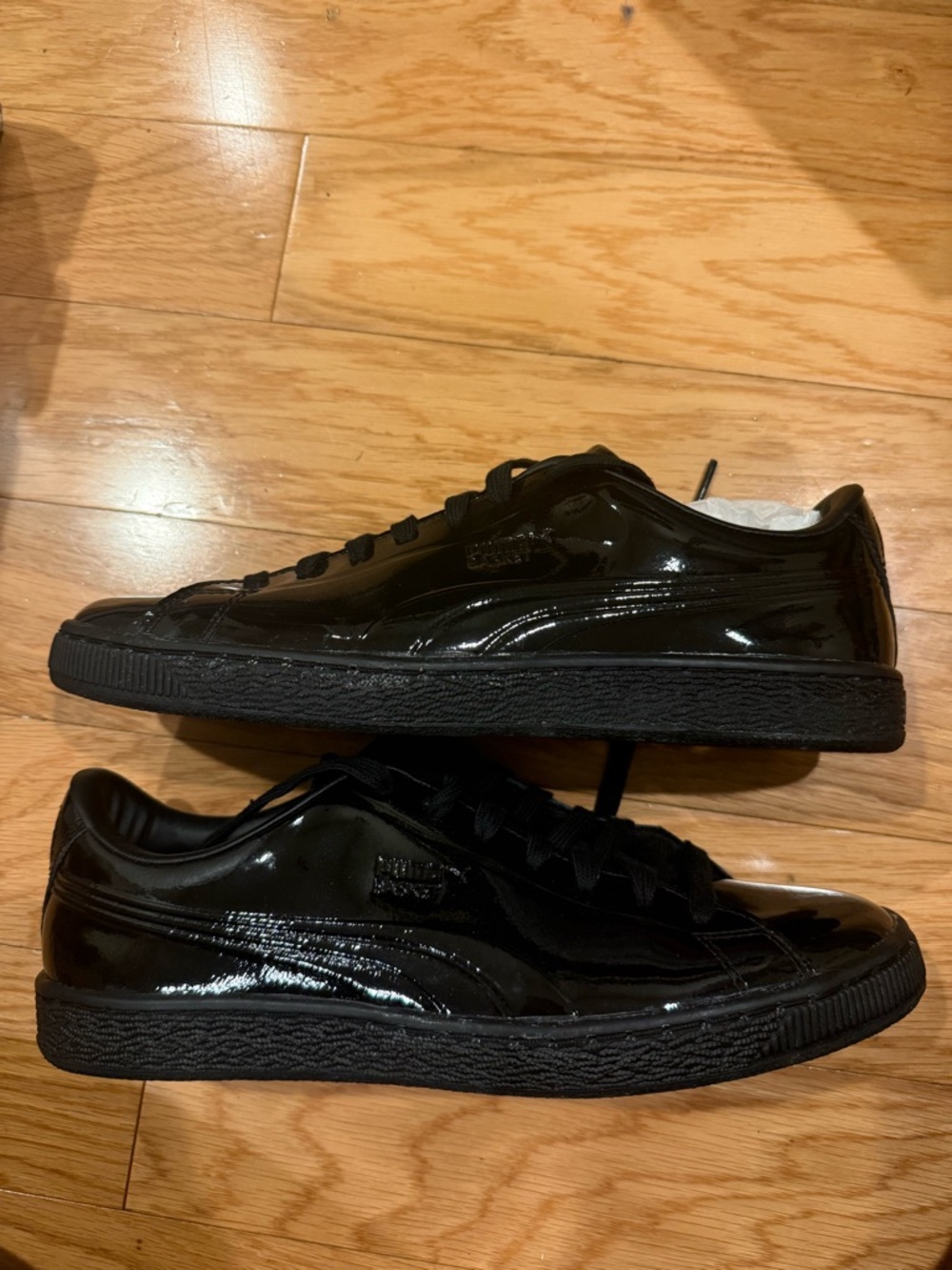 PUMA Men’s Black basket Patent Classic Sneaker